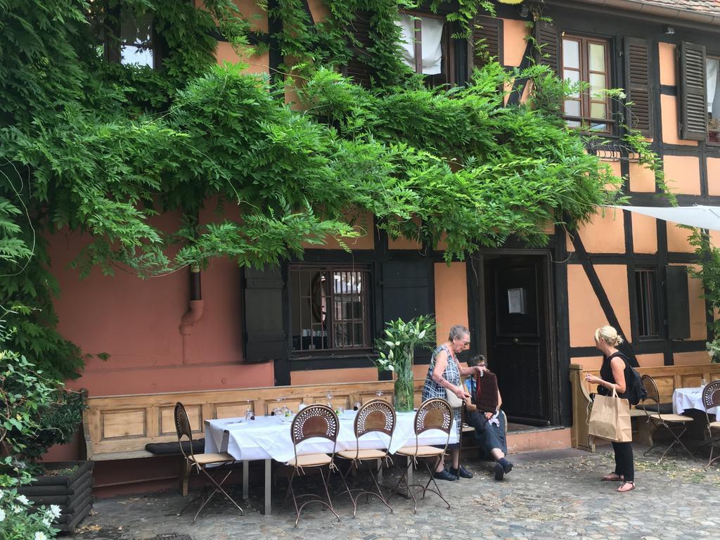 Hôtel Restaurant Le Chut - Petite France Estrasburgo Exterior foto
